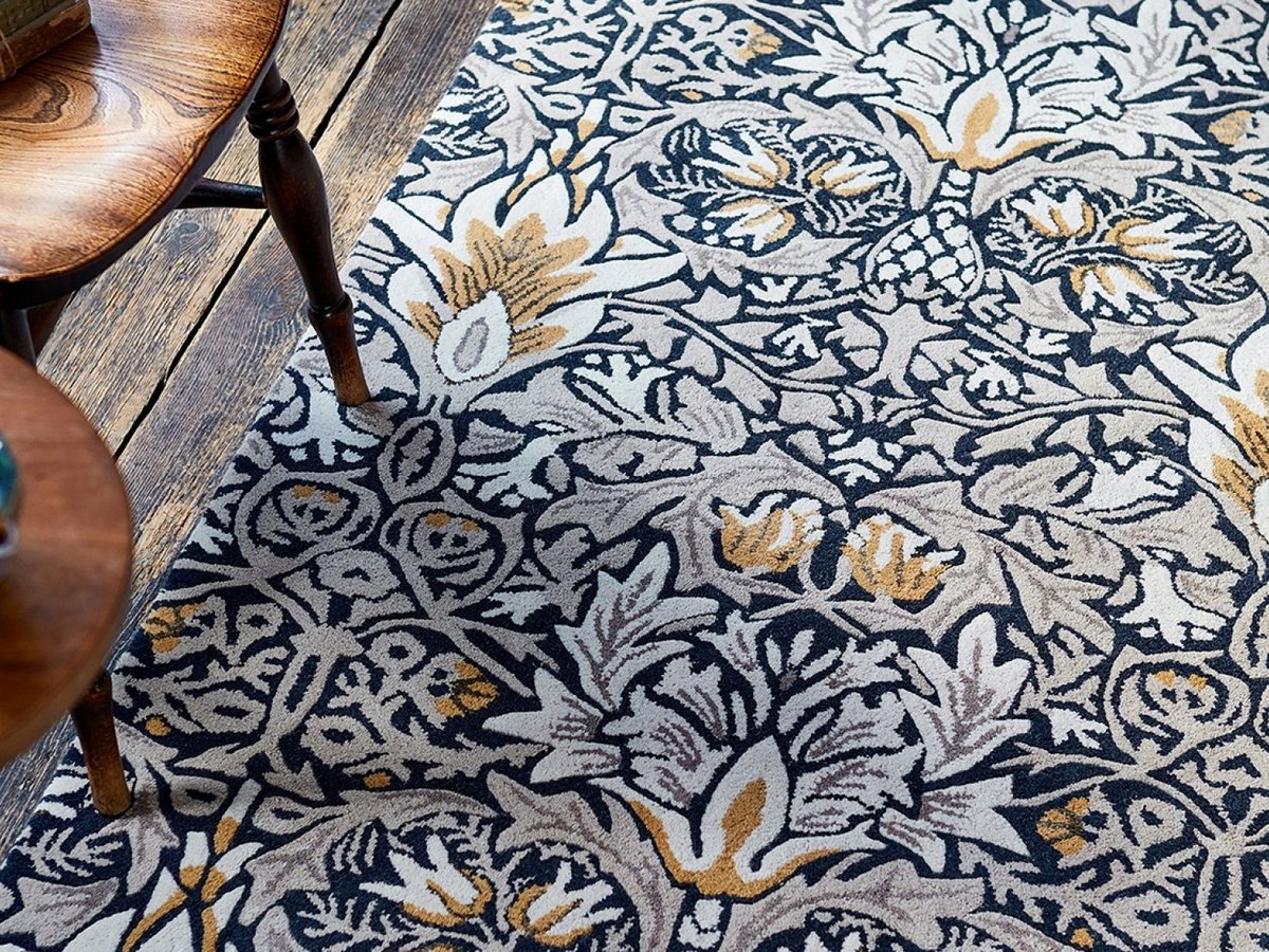 floral rug